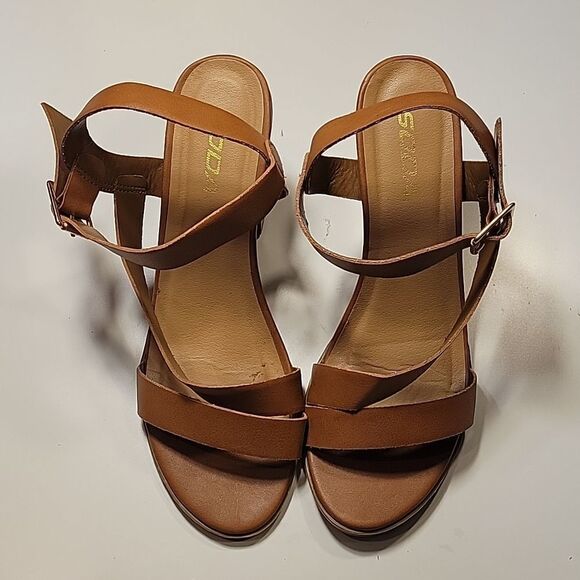 SODA SIDE STRAP STACKED HEEL OPEN TOE SANDAL - Picture 4 of 15